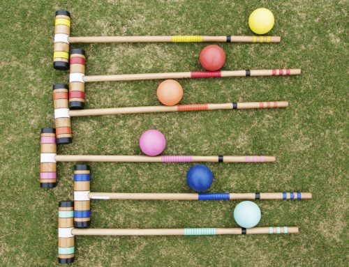 4 Stylish and Fun Lawn Games